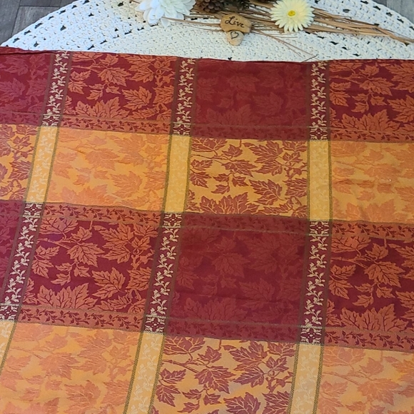 117 BY 50 INCHES FALL TABLE CLOTH, WALL ART MULTI - Picture 12 of 16